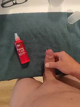 Essie deLona online show from 06/16/26, 01:58