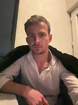 globalfucker34 online show from 05/20/26, 11:00