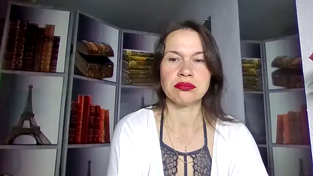 Selena Moo online show from 03/29/26, 08:25
