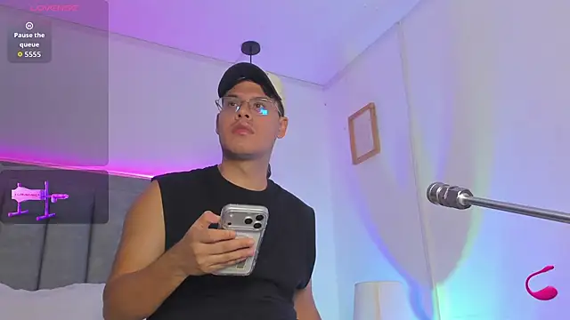 Liam ruse online show from 06/25/26, 08:46