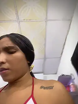 Snapshot of Blowjob-Queen_ chatting on 06/12/26, 03:05 Blowjob-Queen online show from 06/12/26, 03:05