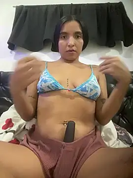 Snapshot of Blowjob-Queen_ chatting on 07/14/26, 03:11 Blowjob-Queen online show from 07/14/26, 03:11