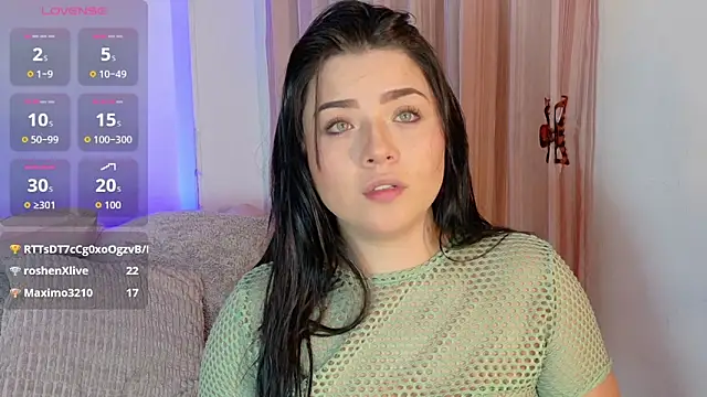 CamilaRougee online show from 04/18/26, 02:04