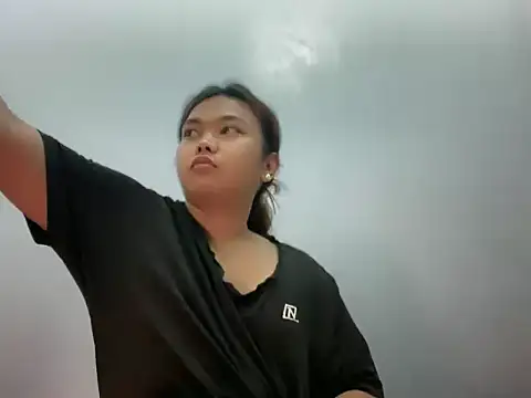 Gel Huge Butt online show from 04/21/26, 12:01