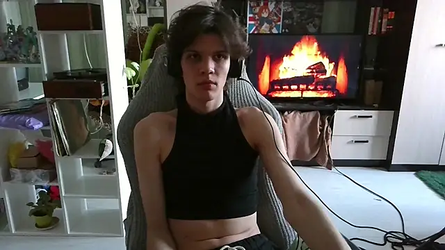 Lucius Mo online show from 04/03/26, 01:53