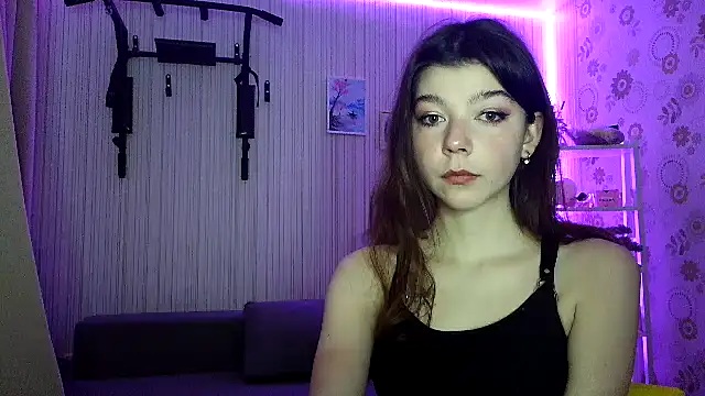 Your Little Sophie online show from 03/22/26, 10:46