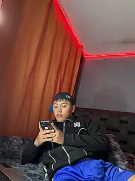 lyan C online show from 03/21/26, 04:39