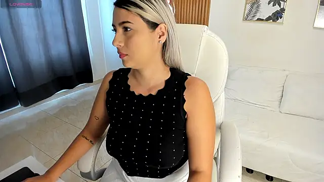 shadixa Luxxx online show from 04/07/26, 01:44