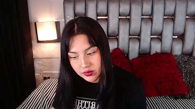 Sofiia Vega  online show from 04/21/26, 11:49