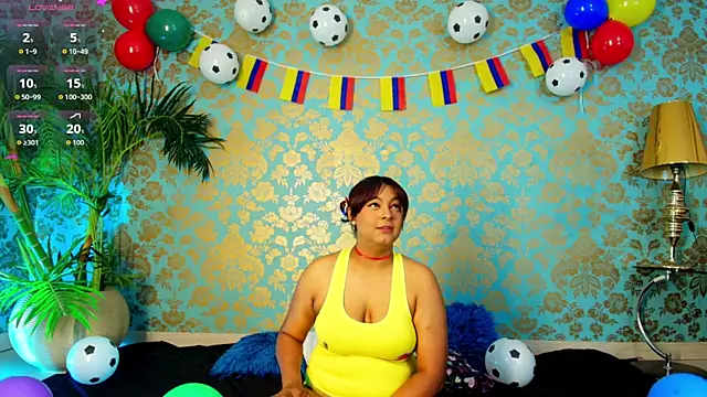 alexa cruz   online show from 06/27/26, 11:59
