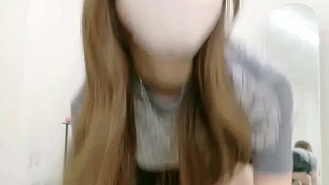 Snapshot of salachan_v chatting on 06/16/26, 12:52 salachan v online show from 06/16/26, 12:52