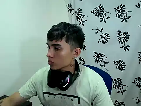 Fher rivers1 online show from 05/02/26, 02:27