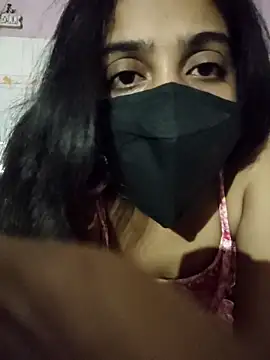 ALIZA FENDY online show from 06/18/26, 07:07