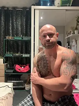 PeachyBlondieandThongman online show from 03/21/26, 12:04