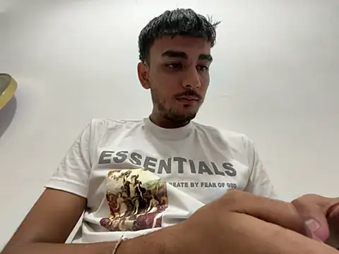 Velvet man online show from 03/25/26, 06:08