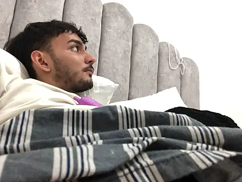 Velvet man online show from 04/03/26, 04:10