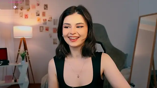 rebbekkakowalski online show from 06/12/26, 04:00