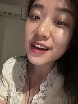 Snapshot of A-Kristen chatting on 04/08/26, 12:16 A-Kristen online show from 04/08/26, 12:16