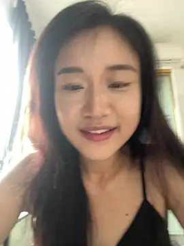 Snapshot of A-Kristen chatting on 04/10/26, 01:00 A-Kristen online show from 04/10/26, 01:00