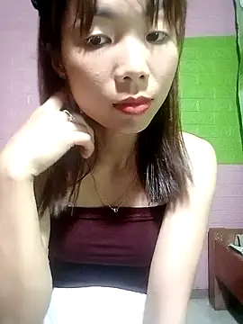 AmyLinee01 online show from 03/29/26, 06:19