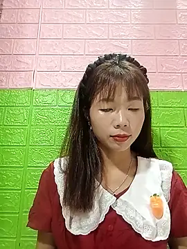 AmyLinee01 online show from 06/22/26, 10:56