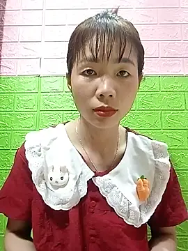 Snapshot of AmyLinee01 chatting on 06/25/26, 12:09 AmyLinee01 online show from 06/25/26, 12:09