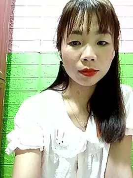 Snapshot of AmyLinee01 chatting on 06/29/26, 11:05 AmyLinee01 online show from 06/29/26, 11:05