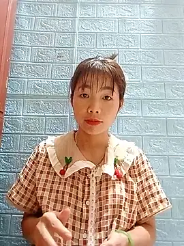 Snapshot of AmyLinee01 chatting on 07/17/26, 11:39 AmyLinee01 online show from 07/17/26, 11:39
