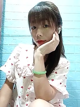 Snapshot of AmyLinee01 chatting on 07/28/26, 05:58 AmyLinee01 online show from 07/28/26, 05:58