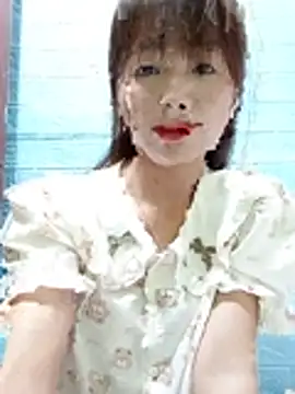 Snapshot of AmyLinee01 chatting on 07/28/26, 02:46 AmyLinee01 online show from 07/28/26, 02:46