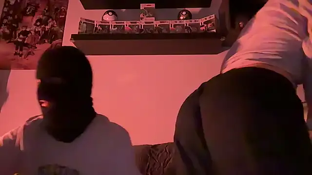 SilentScreamsVan- online show from 04/14/26, 10:05