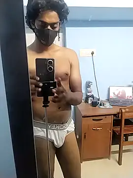 Snapshot of Igcholebhature_lovee chatting on 04/18/26, 12:53 Igcholebhature lovee online show from 04/18/26, 12:53