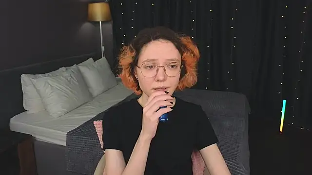 HottoKori online show from 04/25/26, 05:32