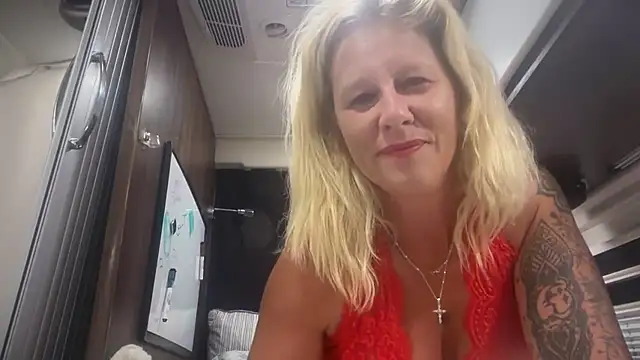 lillysworld online show from 08/05/26, 04:37