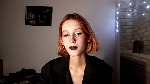 SirenFrost online show from 06/21/26, 04:20