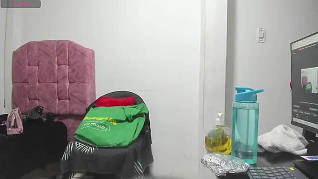 tiharaladys online show from 05/18/26, 10:54