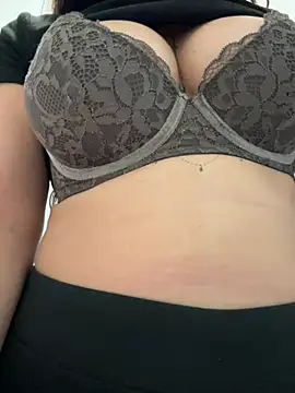 Snapshot of Supremegirlvibes chatting on 04/19/26, 07:49 Supremegirlvibes online show from 04/19/26, 07:49