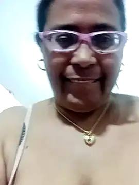 sexymomsn online show from 04/24/26, 11:07