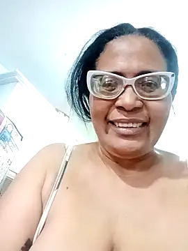 sexymomsn online show from 04/25/26, 02:14