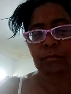 sexymomsn online show from 07/11/26, 12:41