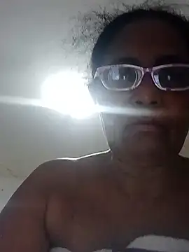 sexymomsn online show from 07/28/26, 02:24