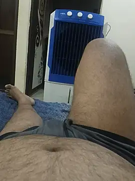 Snapshot of healthyguy175 chatting on 07/18/26, 08:34 healthyguy175 online show from 07/18/26, 08:34