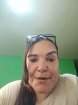 Snapshot of Zuleyka_69 chatting on 05/15/26, 09:55 Zuleyka 69 online show from 05/15/26, 09:55
