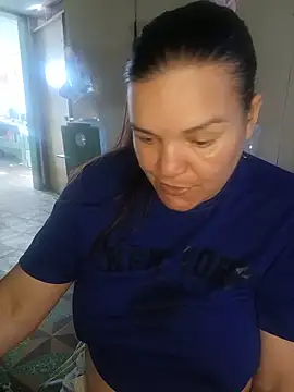 Snapshot of Zuleyka_69 chatting on 05/24/26, 09:31 Zuleyka 69 online show from 05/24/26, 09:31