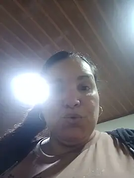 Snapshot of Zuleyka_69 chatting on 06/06/26, 09:52 Zuleyka 69 online show from 06/06/26, 09:52