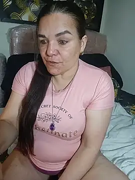 Snapshot of Zuleyka_69 chatting on 06/14/26, 07:16 Zuleyka 69 online show from 06/14/26, 07:16