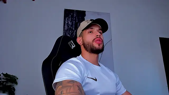 Santos ramirez1 online show from 06/22/26, 02:47