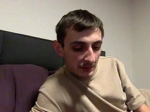 rmarcu01 online show from 03/22/26, 01:20