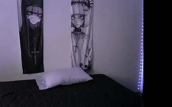 ValentinaXXX  online show from 04/02/26, 10:51