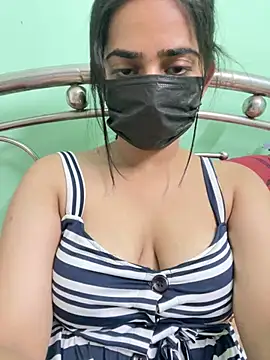 INAYA8855UU online show from 05/28/26, 11:07